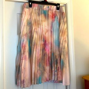 Women’s pastel pleated skirt